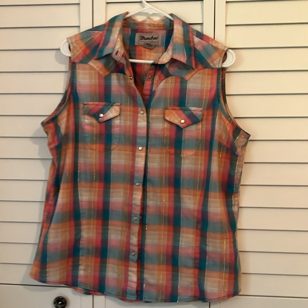Wrangler Wrancher women’s sleeveless button up size XL